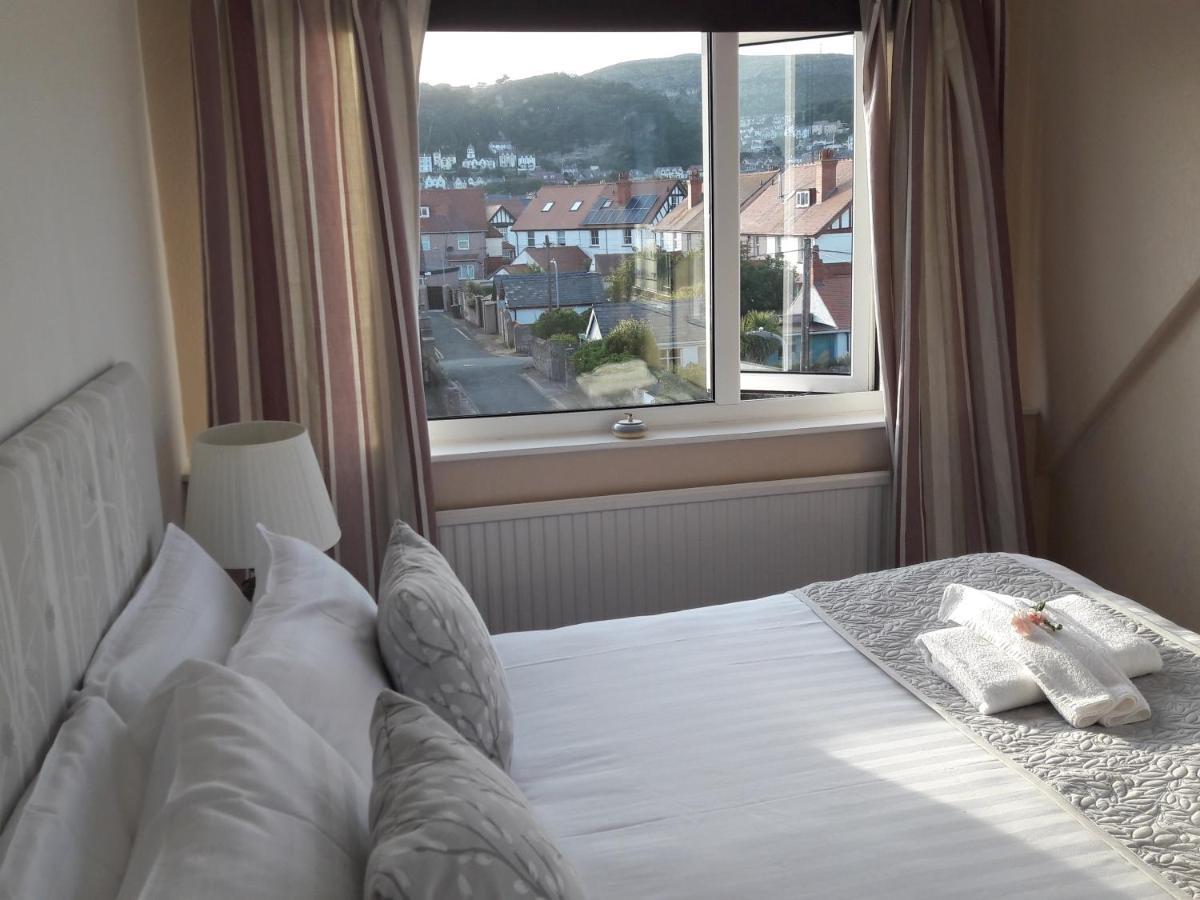 Seren Villa Llandudno Zimmer foto